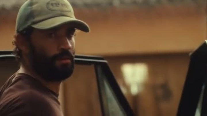 Sol negro, tráiler oficial
