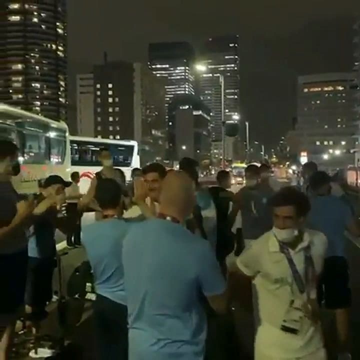 Así recibió la delegación argentina a Los Pumas