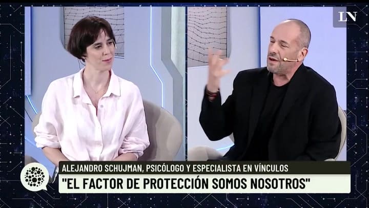 Los Likes Son La Validación Del Afuera ; Alejandro Schujman, Especialista En Vínculos