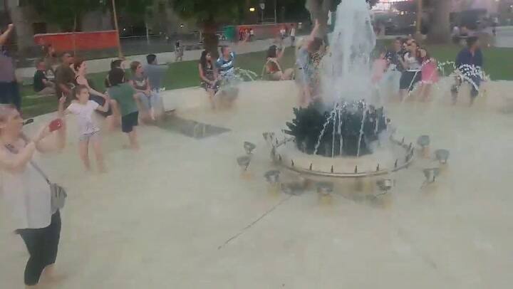 Gente festejó la vuelta del peronismo al poder