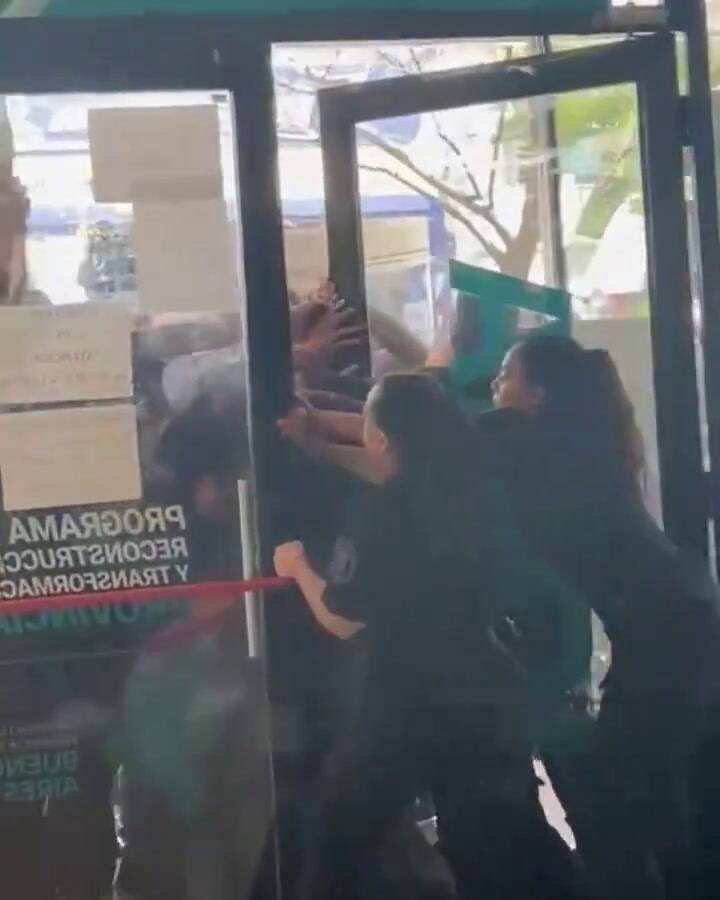 Serios incidentes en la delegación de IOMA de Mar del Plata