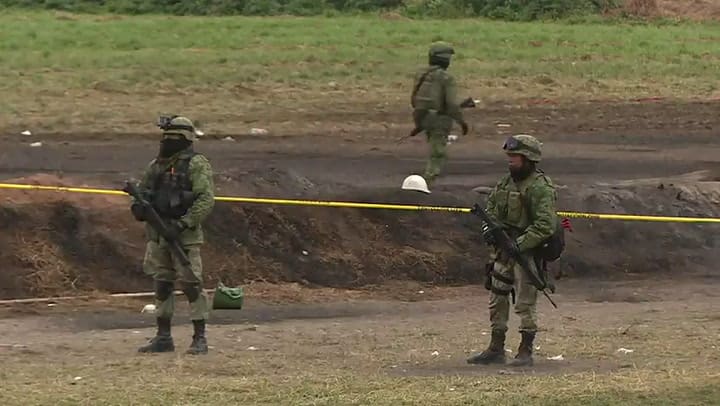 Culmina la búsqueda de víctimas por la explosión de ducto en México - Fuente: AFP