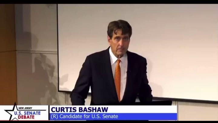 El Candidato Republicano Al Senado De Nueva Jersey Casi Se Desmaya