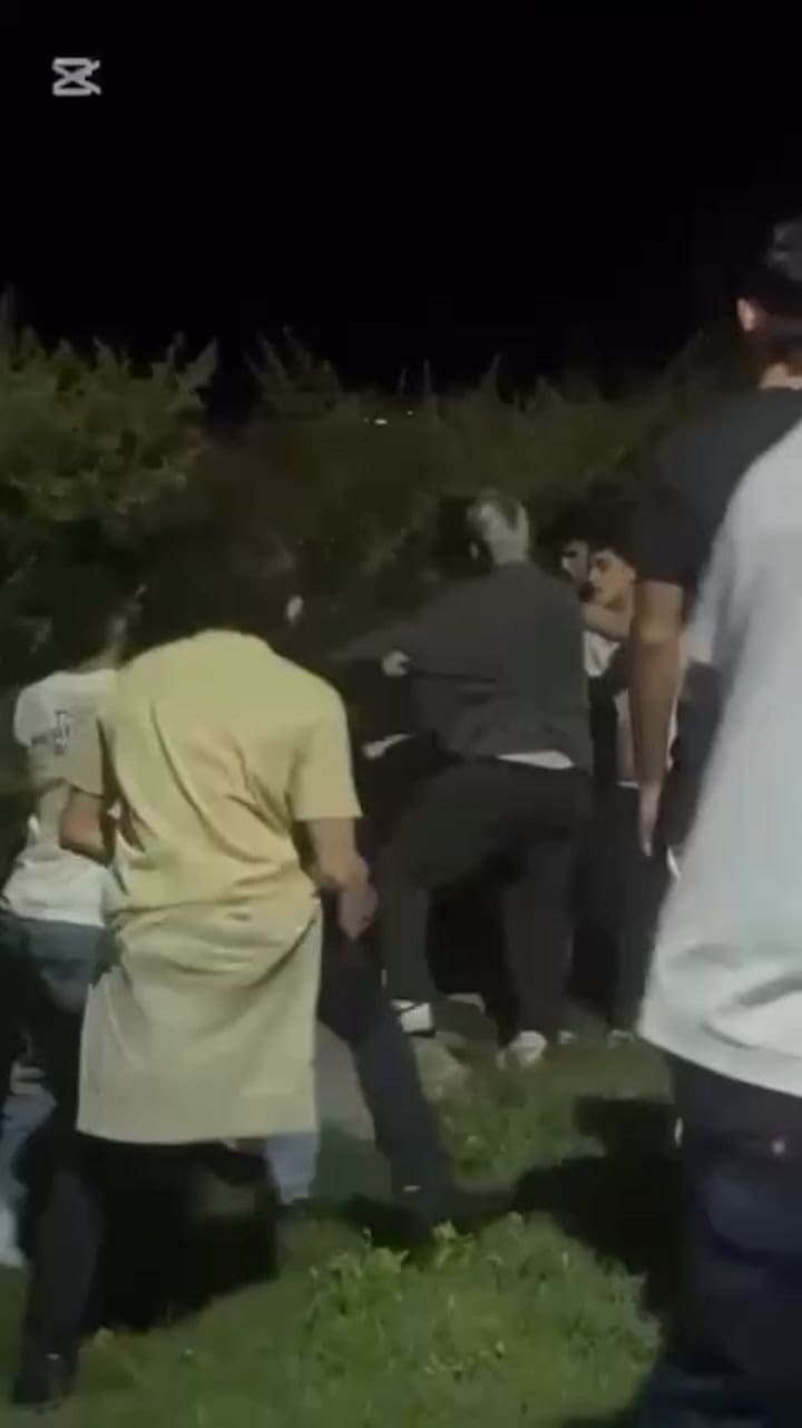 Video publicado por amigos de Bagne reconstruyendo su participación en la pelea a la salida de La Kañada