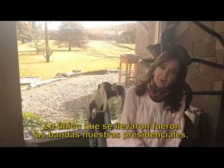 En un largo video que publicó tras los allanamientos, Cristina Fernández de Kirchner se había quejad