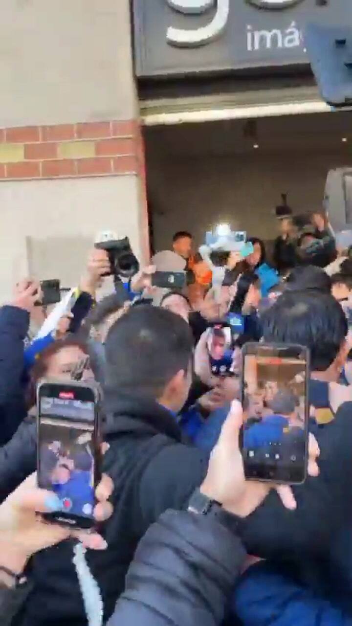 El acalorado acompañamiento de los hinchas a lo largo del día