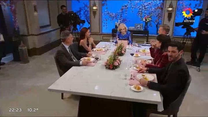 Mirtha Legrand volvió a hacer reír a toda su mesa con sus comentarios a Juan Ingaramo