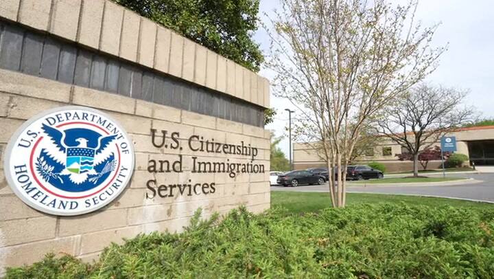 Uscis Colabora Con ICE