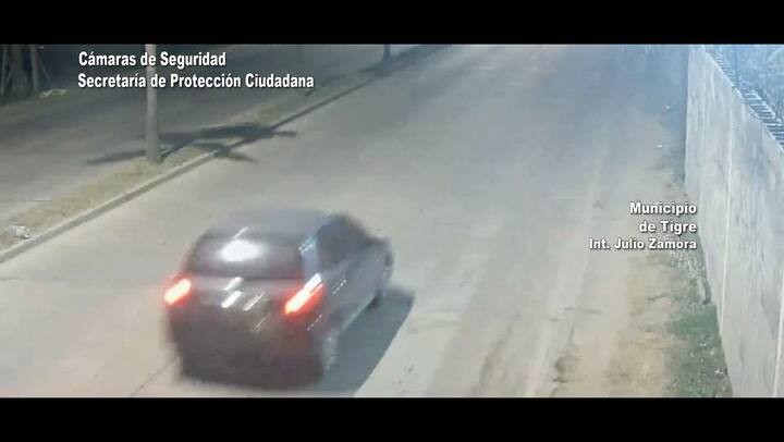 El comienzo de la persecución del auto de los delincuentes