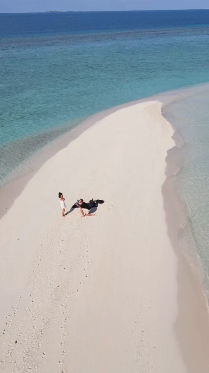 La actriz Luli Torn se comprometió en Maldivas con su novio belga