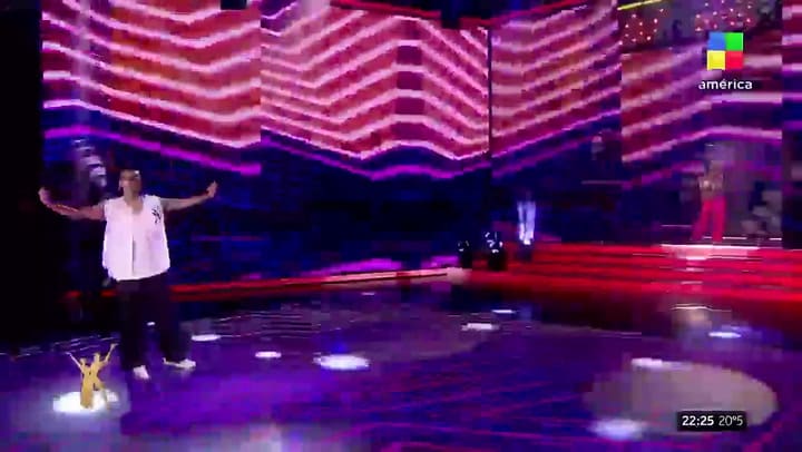 Brian Sarmiento, el exfutbolista que la rompió con su baile con Sole Bayona en el Bailando