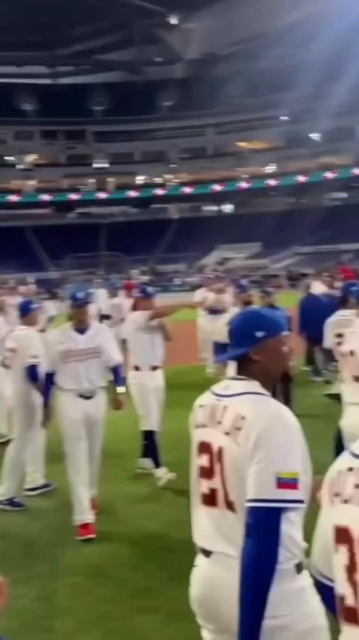 ¿Se calienta el escenario en Miami?: el reto entre venezolanos y dominicanos antes del choque en el Clásico Mundial