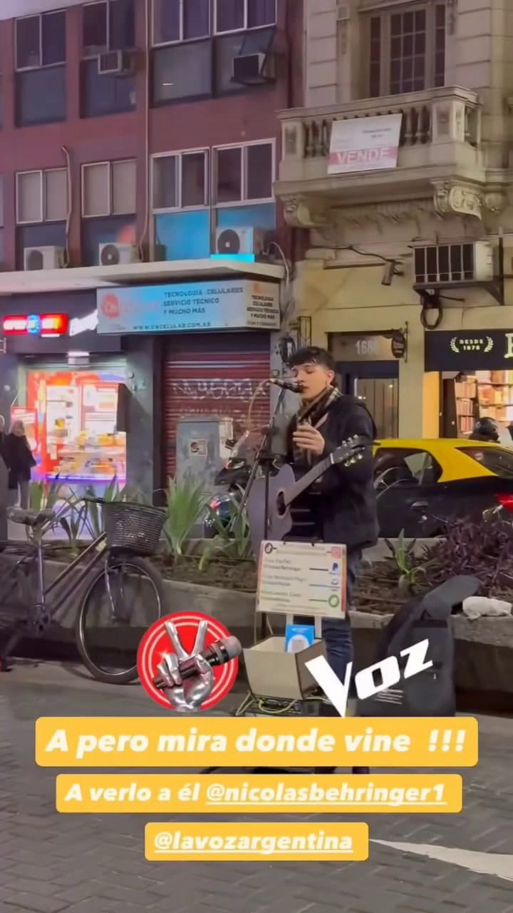 El participante de La Voz Argentina que deslumbró en la calle Corrientes