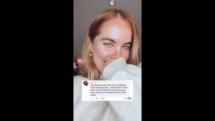 Joana Kenny se tiñe el bozo y muestra el bello corporal para derribar estereotipos