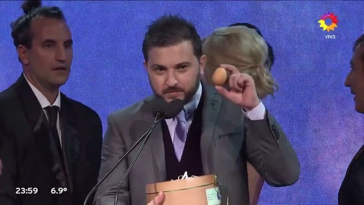 Martín Fierro 2017: el regalo de Brancatelli para Lanata