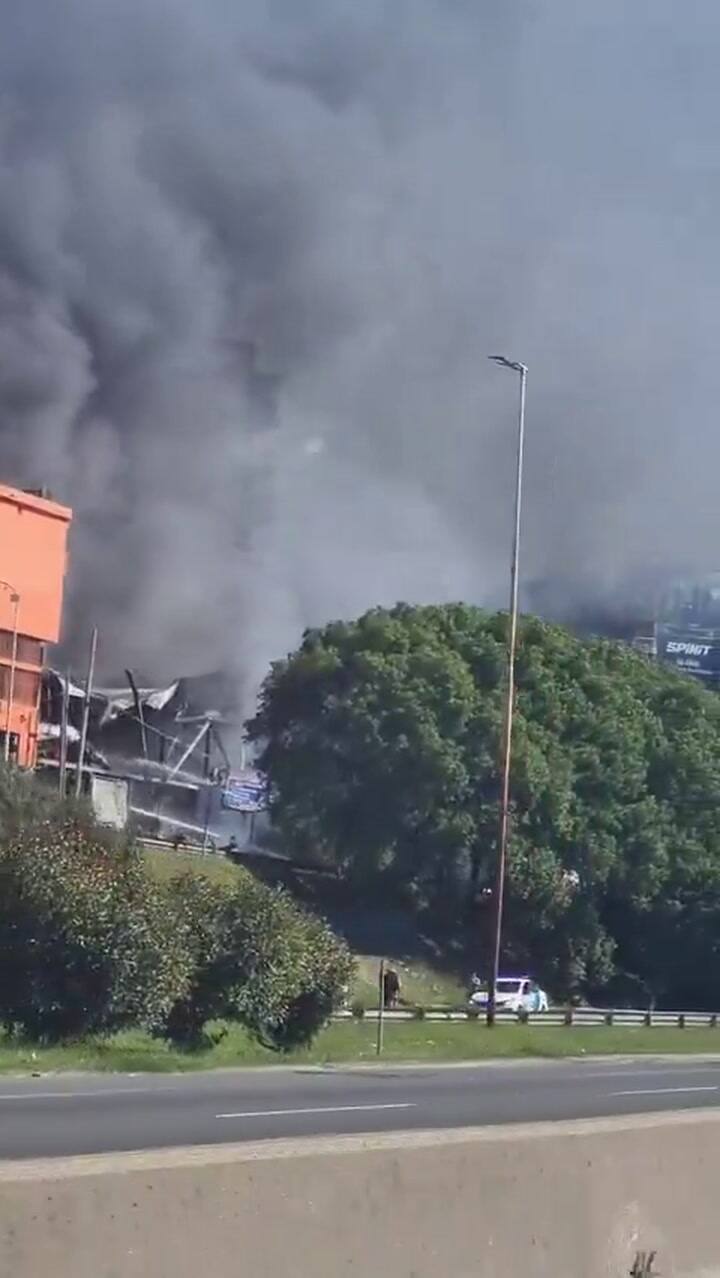 Lebih banyak gambar kebakaran di Villa Celina