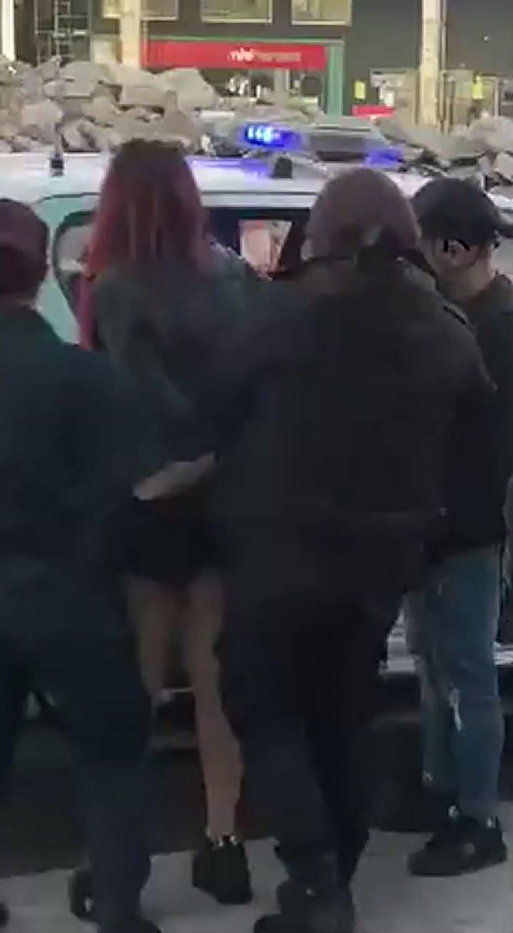 Así fueron agredidas por la policía tres chicas de 23 años a la salida de un boliche en Bruzaco