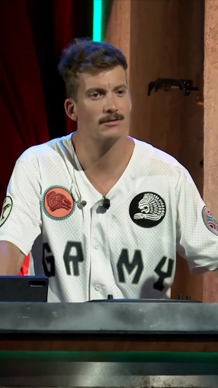 María Becerra explica la expresión: 'Obvio'