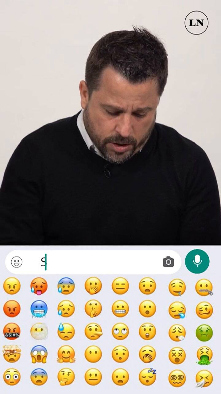 Tetaz en emojis: 'Marziotta es una tortuga ?, no dice nada. CFK es la macho alfa ? de la política'