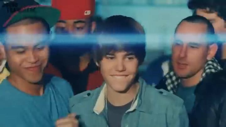 Justin Bieber Ft. Ludacris - Baby