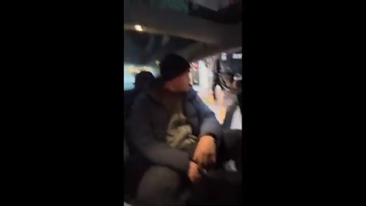 Una conductora de Uber grabó un operativo migratorio en pleno viaje en Portland