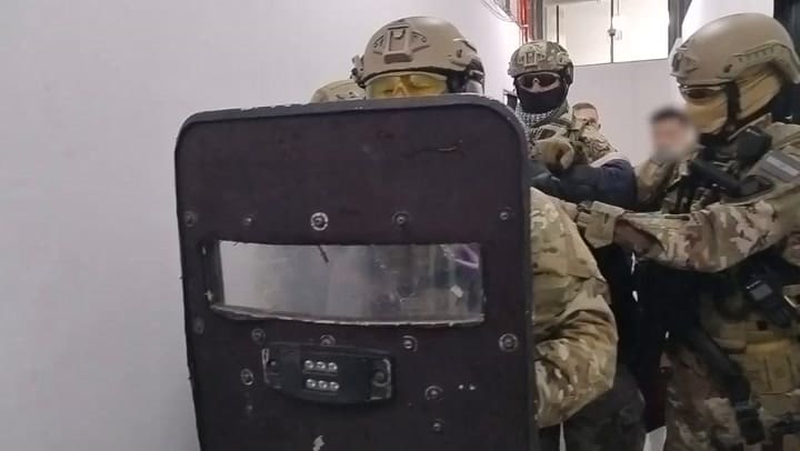 La detención del polinarco