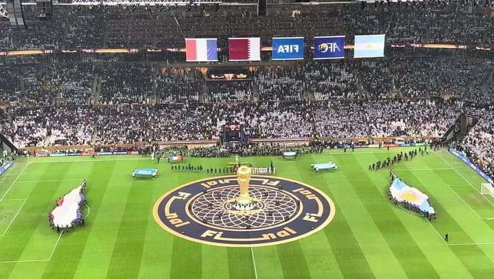 The Bussines, en la final de Qatar 2022