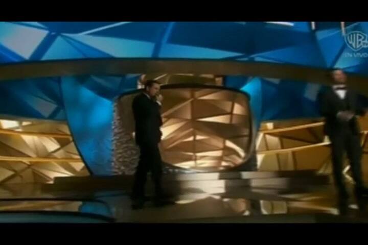 Matt Damon se mofó de Jikky Kimmel durante la ceremonia de los Emmy 2016 - Fuente: Warner