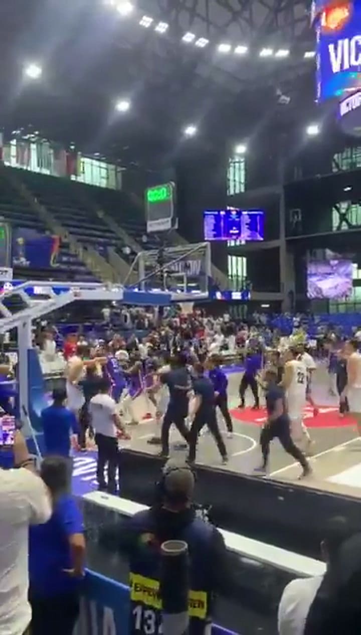 Escándalo en la AmeriCup: Argentina cayó ante República Dominicana y los jugadores terminaron a las piñas