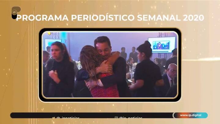 Sandra Borghi y Gonzalo Aziz reciben su premio