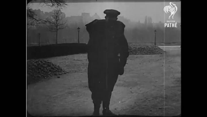 El sastre que quiso volar desde la Torre Eiffel