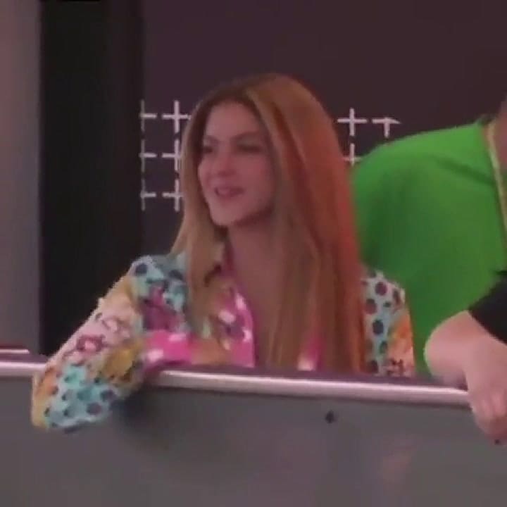 Shakira presenció el GP de España en el paddock de Lewis Hamilton