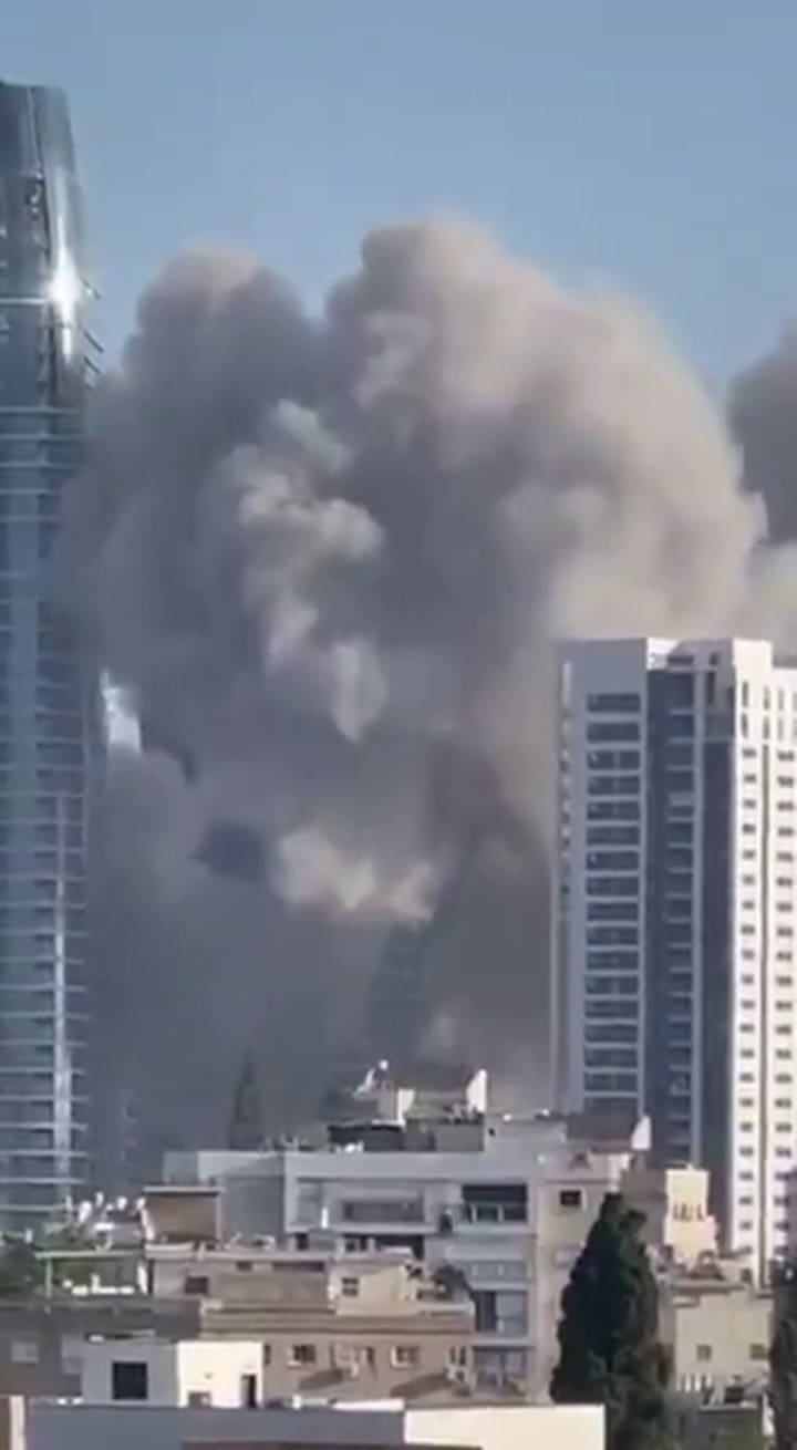 Escenas impactantes: así fue el bombardeo contra el hospital de Israel