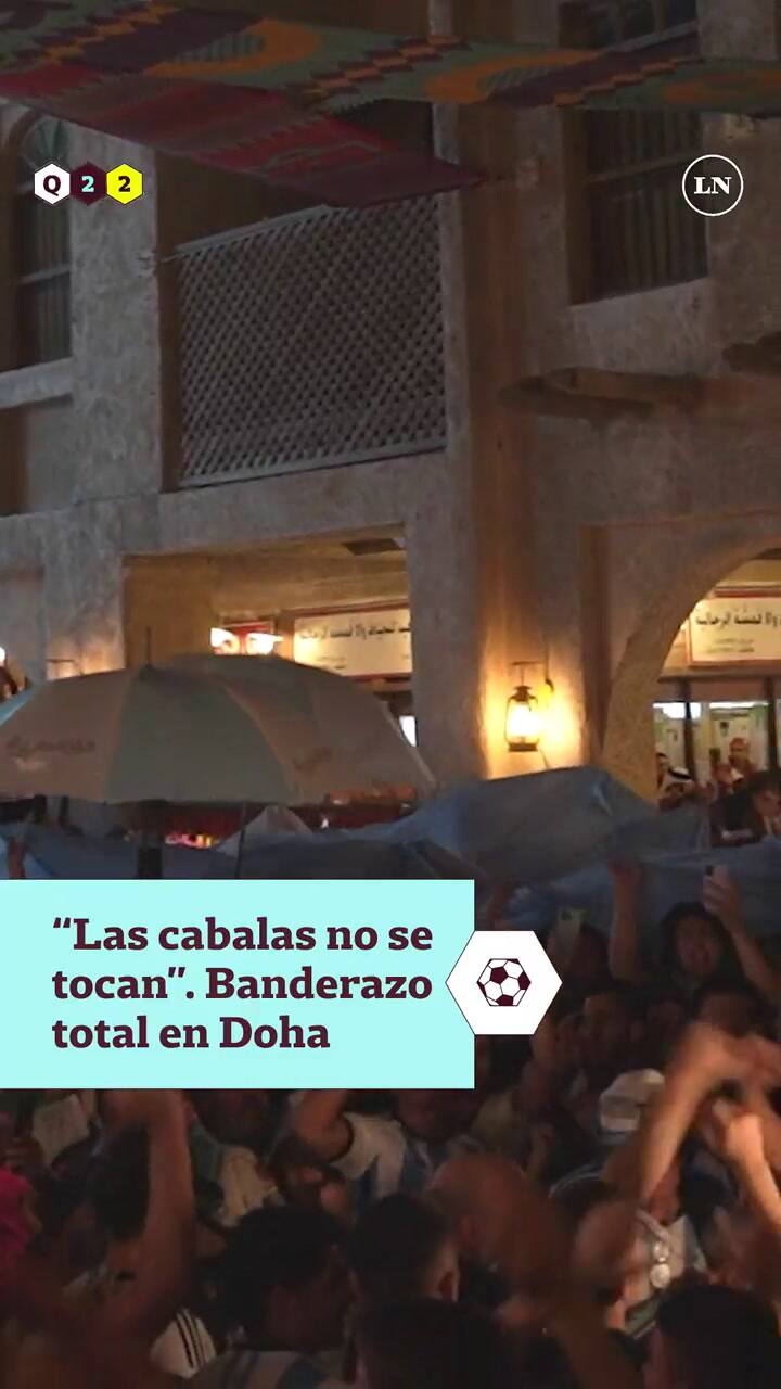 Banderazo antes de Argentina vs Polonia