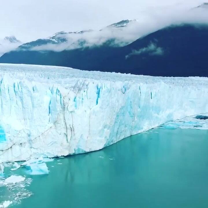 Pedacito en pedacito el Perito Moreno inició su ruptura