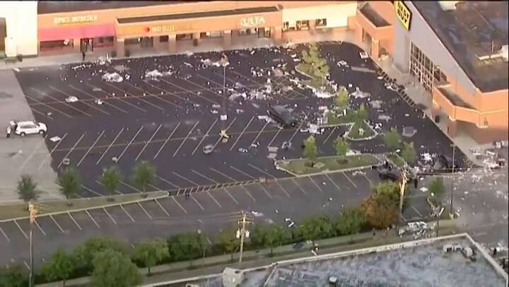 Disturbios y saqueos en el centro de Chicago - Fuente: AFP