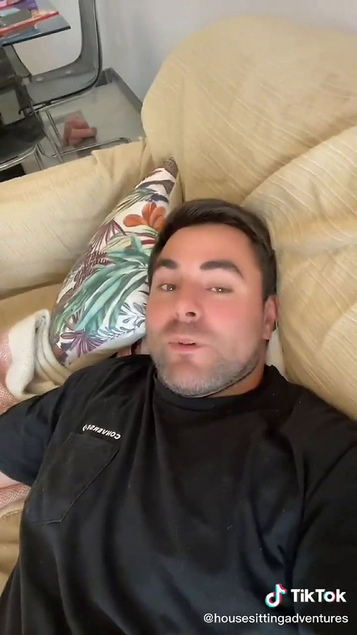 El trabajo de tus sueños: se fue a España y tiene el empleo ideal