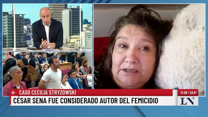 Gloria and Mercedes in conversation with LN+