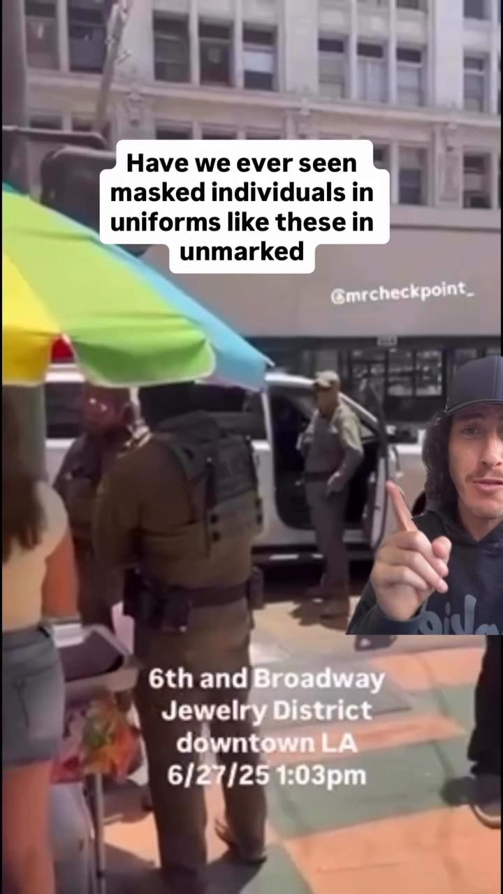 El joven recibe videos de redadas enviados por sus seguidores y los comparte en su cuenta de TikTok (@mrcheckpointon_)