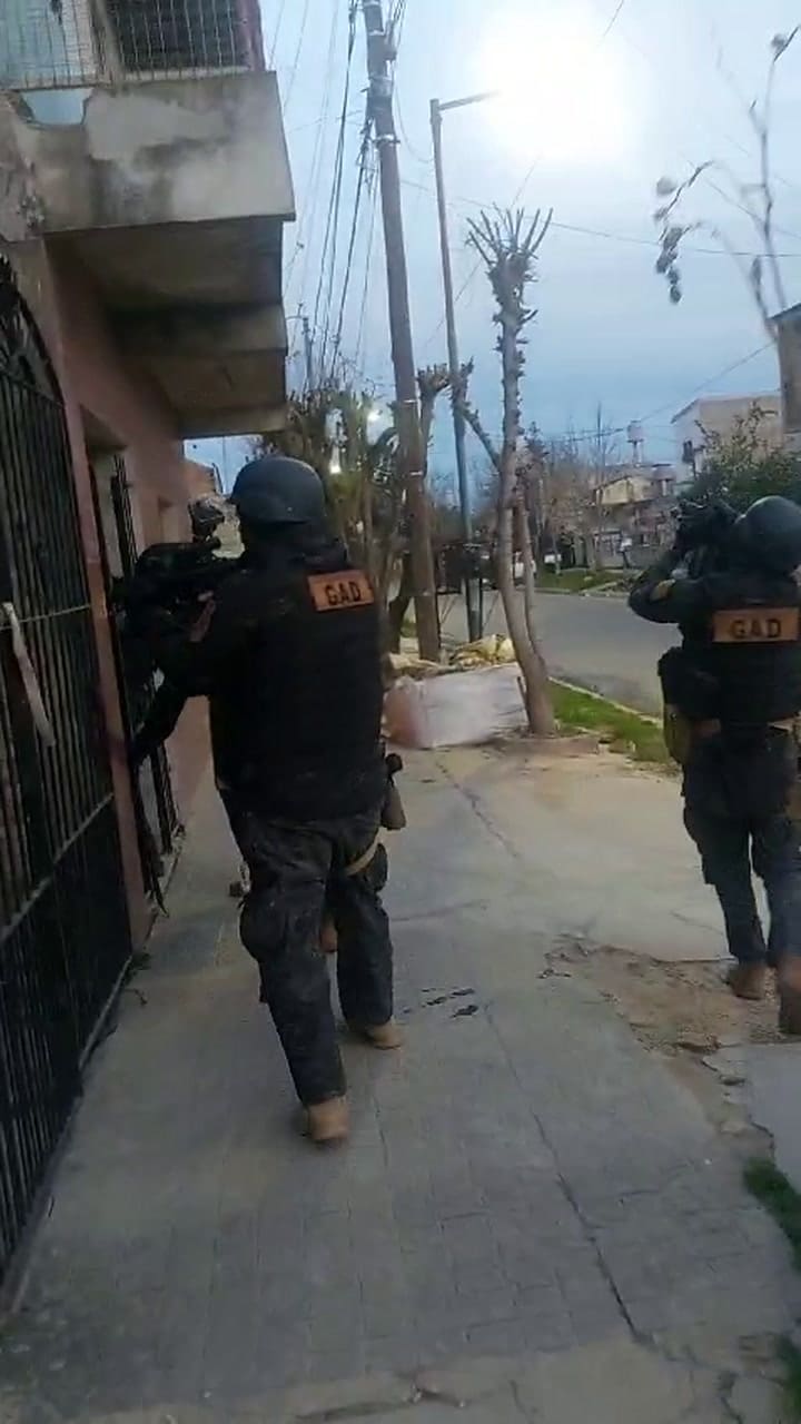 Allanamiento Piratas del asfalto