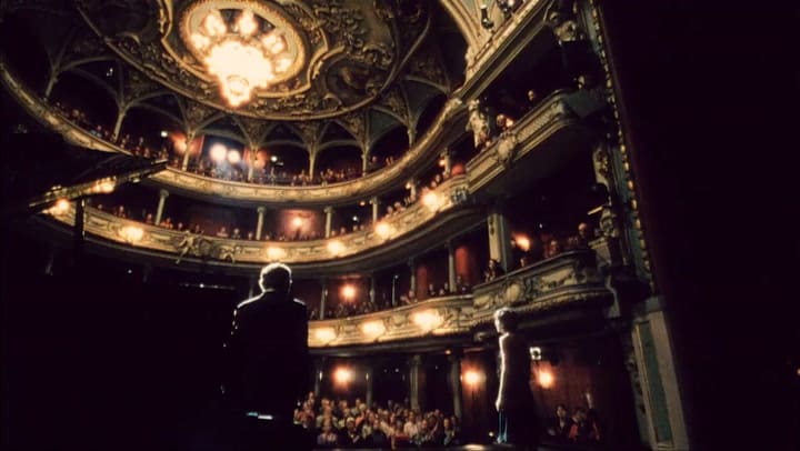 Fragmento '4 minutos' - Fuente: YouTube