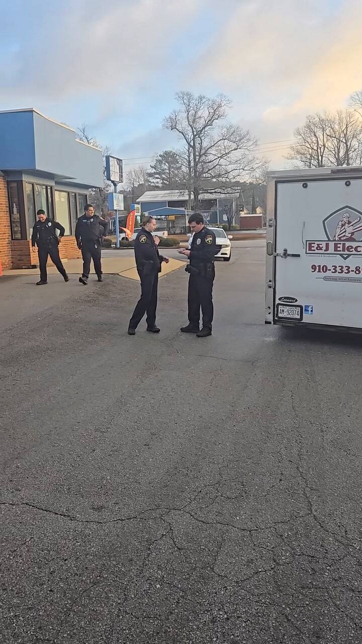 Un inmigrante mostró cómo es un operativo de control de papeles