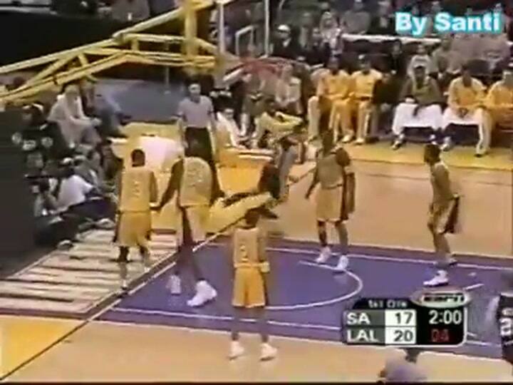 El debut de Manu en la NBA - Fuente: YouTube