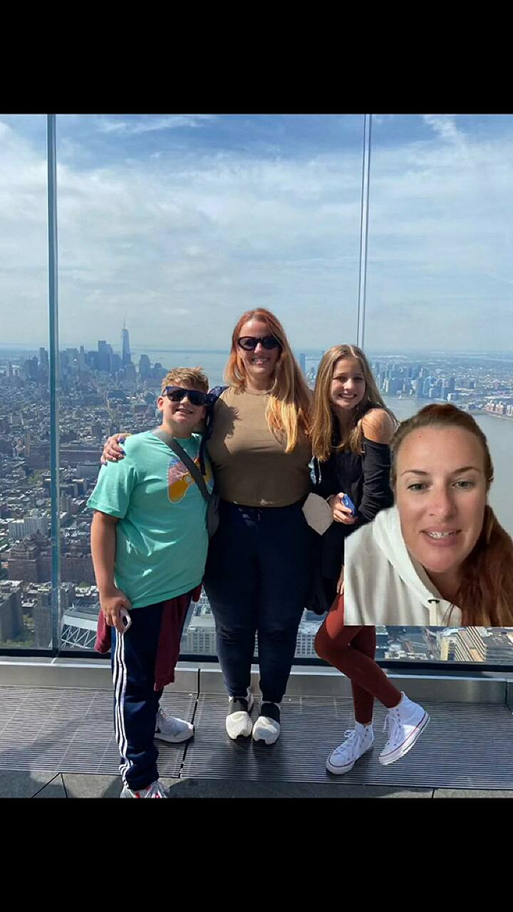 Es mamá y se quejó en redes de la discriminación que sufrió en Universal Studios