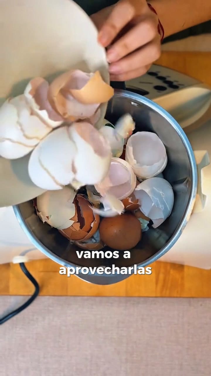 El truco que se volvió viral para limpiar ollas y sartenes