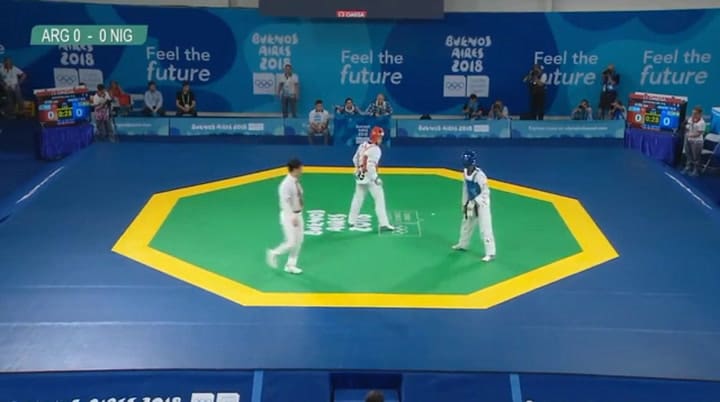 Últimos instantes del combate de José Luis Acuña contra Mahamadou Amadou - Fuente: YouTube