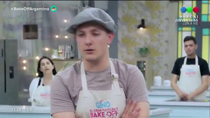 Gino rompió a llorar tras la devolución del jurado en Bake Off Argentina