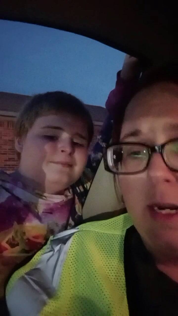 El niño se volvió reconocido en las redes y recibió algo que lo dejó en shock