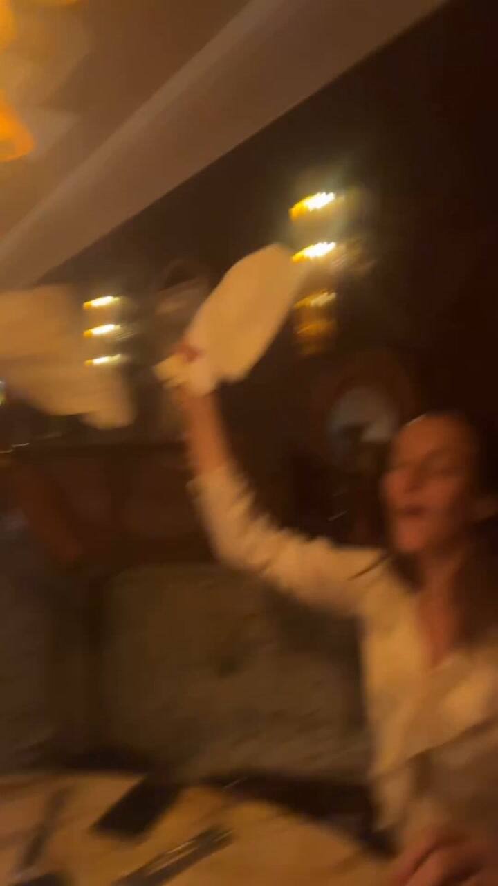 Dibu Martínez disfrutó de una cena en París