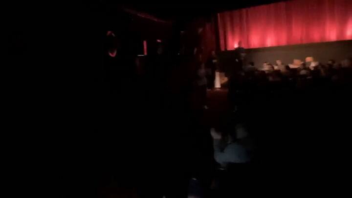 Brendan Fraser sorprendió a sus fanáticos en un cine de Londres